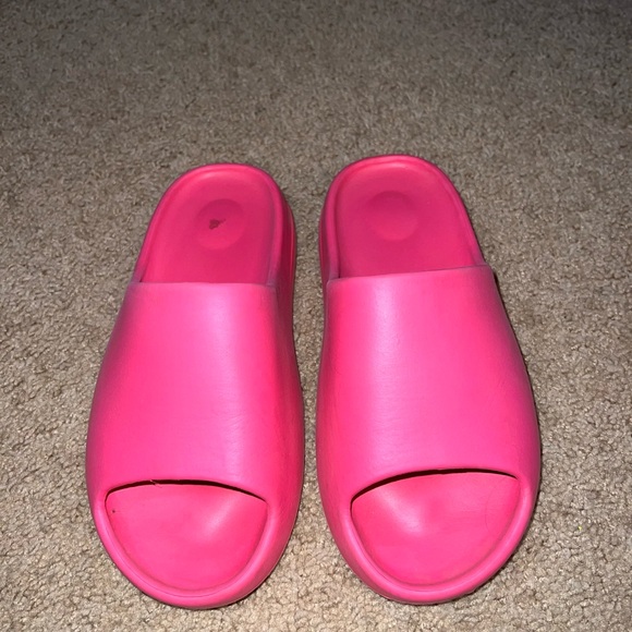 Pink Slides - Picture 3 of 5